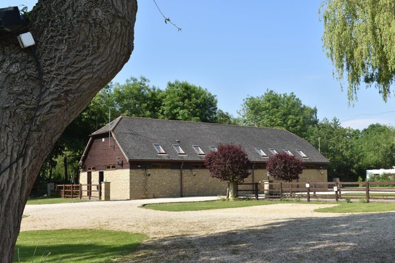 Camping & Touring Park - Lincoln Farm Park, Standlake, Oxfordshire, UK